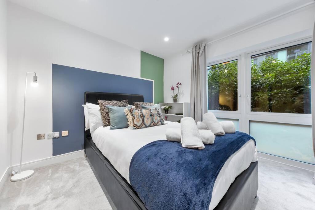 Apartment Bright Balcony Retreat Hammersmith *